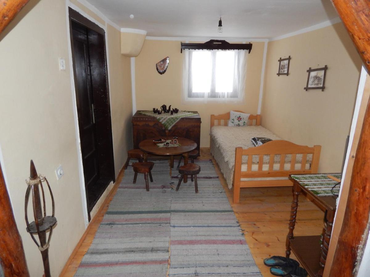 Etno Kuca Nikolov Villa Dimitrovgrad Exteriör bild